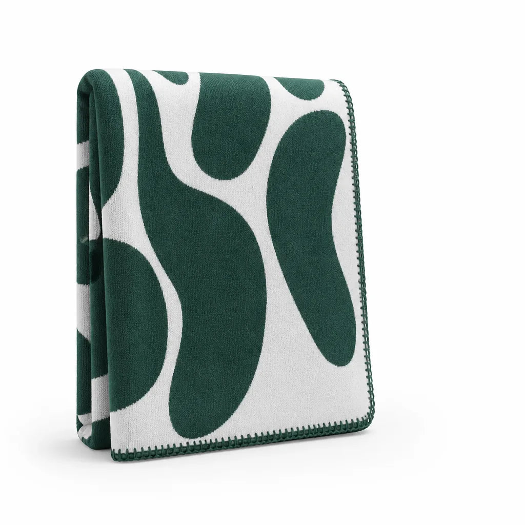 Lightweight Acrylic Abstract Pattern Throw Blanket (51 x 71 in)