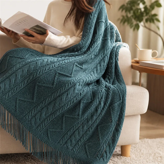 Nordic Cable Knit Throw Blanket